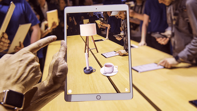 APPLE BETS THE FUTURE OF AUGMENTED REALITY WILL BE ON YOUR PHONE | Lenslist