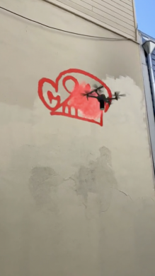 GRAFFITI DRONE | Lenslist